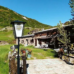 Les Tipis De Creve-coeur Couette-café